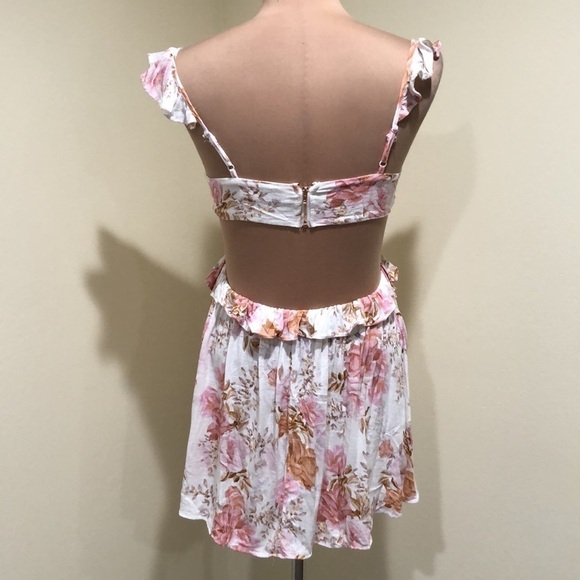 Sweet Pot Mini Dress Size US 2 AU 6 White Floral Ruffle Cut Out Fit and Flare - Picture 4 of 8